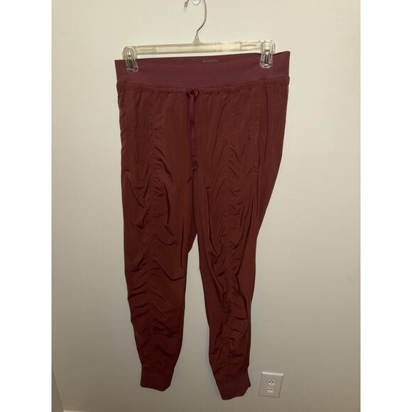 Athleta Pants - Athleta Attitude Lined Pant Womens 12 Jogger Lightweight Drawstring Cabernet red